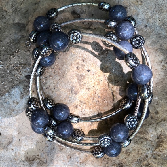 💓10mm Gray Granite Bracelet with Accent Beads💓 - Picture 1 of 5